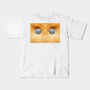 Caught in the Headlights - by Avril Thomas Kids T-Shirt